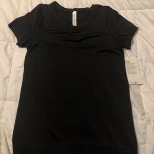 Black Lululemon Swiftly Tech Short Sleeve